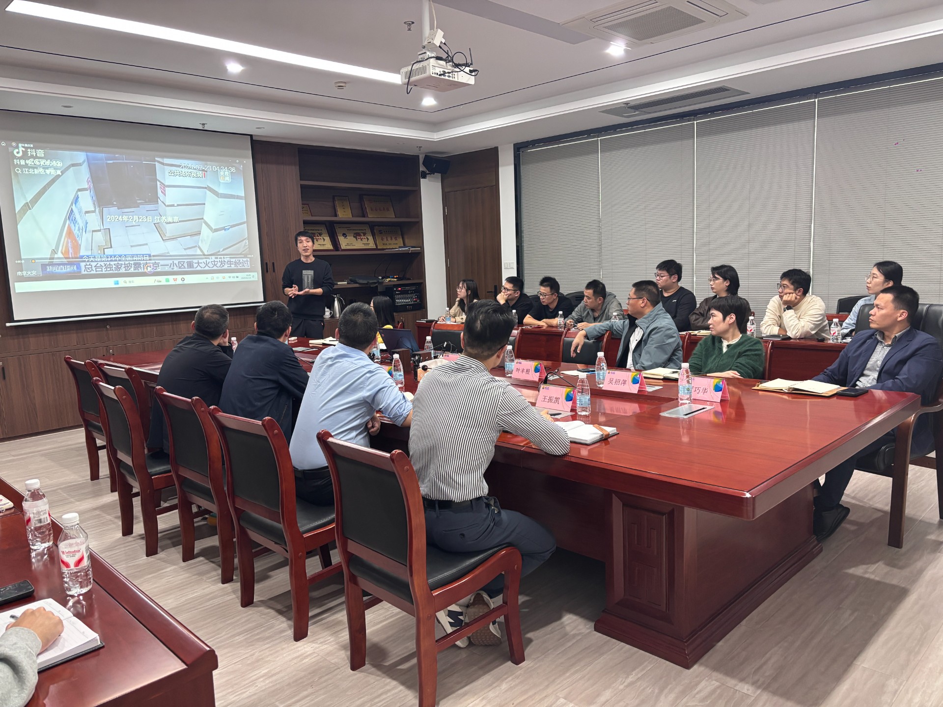 1763367781856079.jpg 微信图片_20251117084525_86_169.jpg